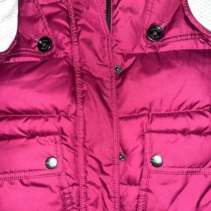 Burberry Puffer Vest. 4T. Preloved.